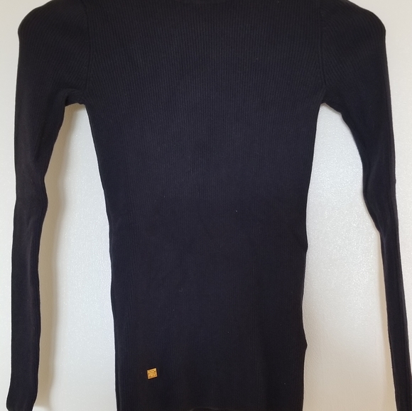 Sweater - Picture 3 of 3